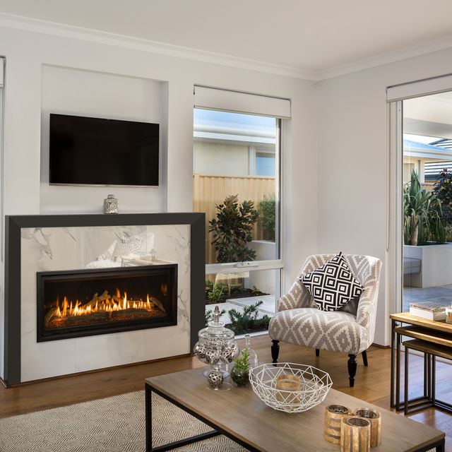 Slayton 42S Gas Fireplace