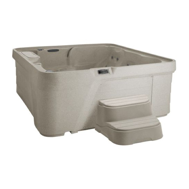 Excursion 5 Person Hot Tub