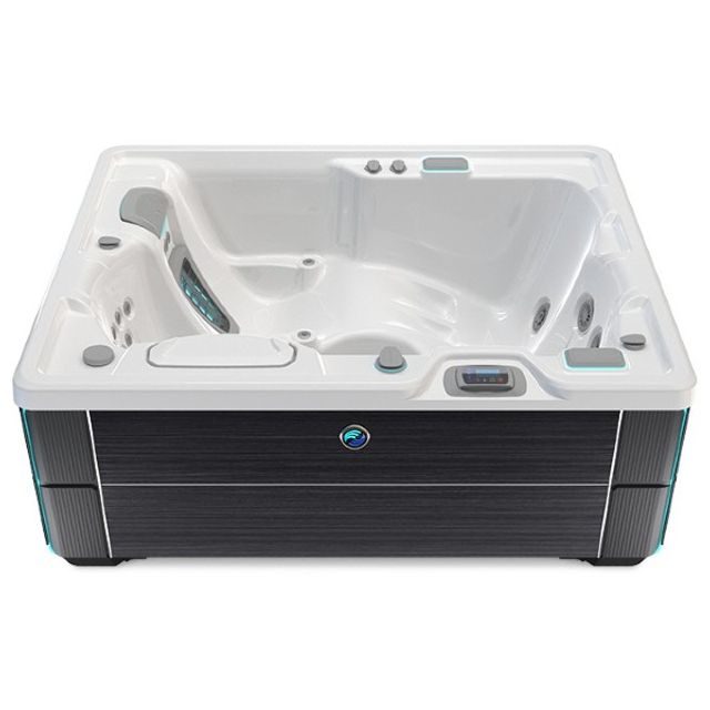 Jetsetter 3 Person Hot Tub